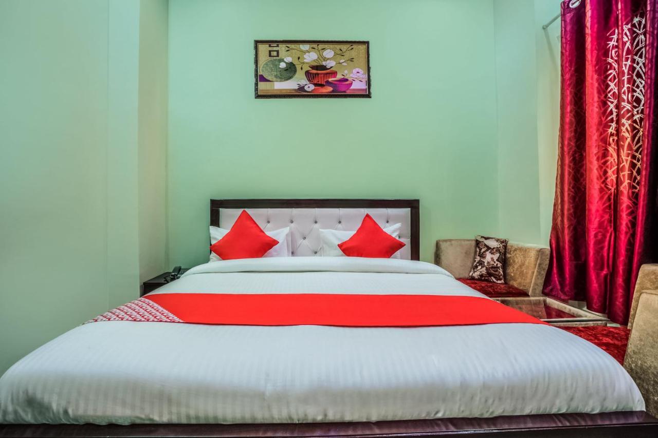 Hotel Oyo 24743 Janak Residency